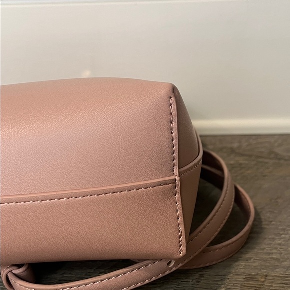 Samara Vegan Leather Peony Pink Shoulder/Crossbody Bag NWOT - Picture 5 of 7